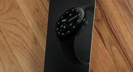 New
													Google Pixel Watch 4 - Unlocked, Black, 41mm, LTE, photo 4 of 5