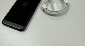 Mint
													Apple iPhone SE 3rd Gen 2022 - Unlocked, Midnight, 64 GB, A2595, photo 4 of 9