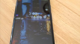 Good
													Google Pixel 2 XL - Unlocked, Black, 64 GB, Google Edition, photo 3 of 7