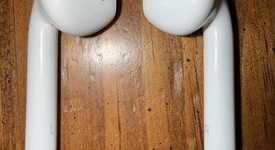 Used
													Apple AirPods 2nd Gen - Lightning Case, photo 2 of 10