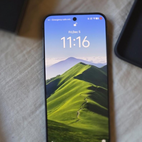 Vivo X300 - Unlocked Non-US, 512 GB, Black, 16 GB