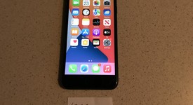 Good
													Apple iPhone SE 2nd Gen 2020 - Sprint, Black, 64 GB, A2275, photo 4 of 7