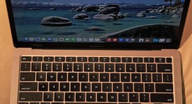 Good
													MacBook Air 2020 - 13" - Apple M1, Gray, 256 GB, 8 GB, photo 3 of 9