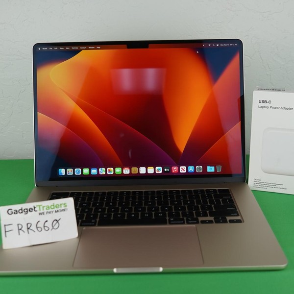 MacBook Air 2023 (M2) - 15 inch - 256 GB, Starlight, 8 GB, Apple M2