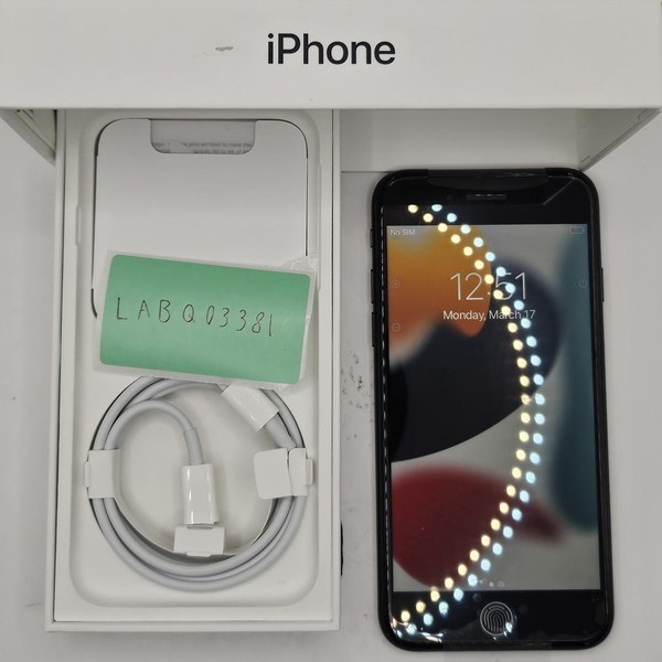 Apple iPhone SE 3rd Gen 2022 - Unlocked, 64 GB, Midnight, A2595