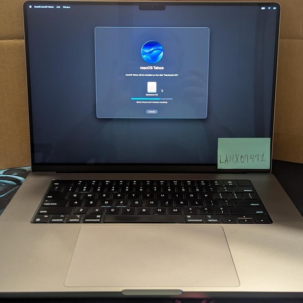 MacBook Pro 2021 - 16 inch - 1 TB, Silver, 16 GB, Apple M1 Pro 10-core