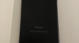 Good
													Apple iPhone 7 - Unlocked, Black, 32 GB, A1778, GSM, photo 2 of 5