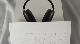 New
													Apple AirPods Max USB-C - Midnight, photo 1 of 5