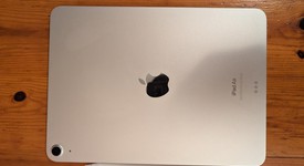Mint
													Apple iPad Air 5th Gen - Wi-Fi, Starlight, 64 GB, A2588, photo 4 of 12