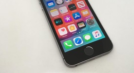 Good
													Apple iPhone SE 1st Gen 2016 - T-Mobile, Grey, 16 GB, A1662, photo 1 of 12