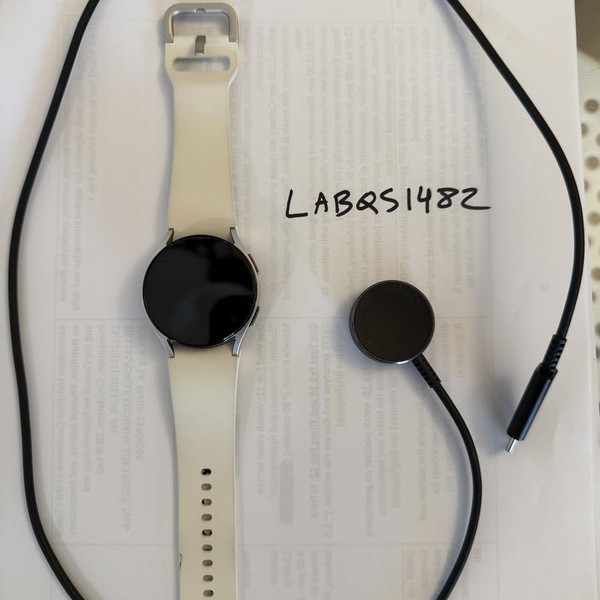 Samsung Galaxy Watch6 - Wi-Fi, Gold, 40mm