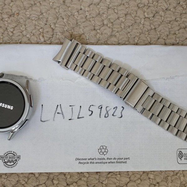 Samsung Galaxy Watch6 Classic - Wi-Fi, Silver, 43mm