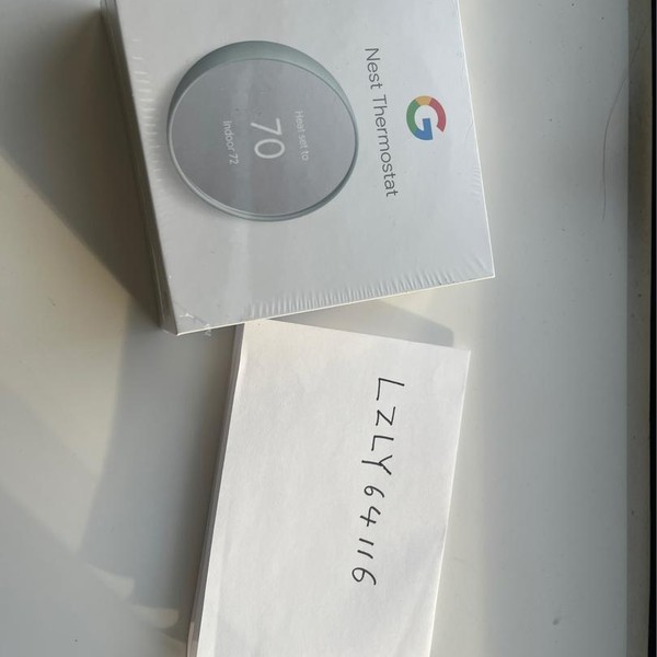 Nest Thermostat 4th Gen - Fog