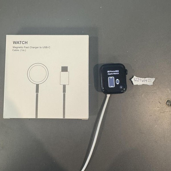 Apple Watch SE 2nd Gen 40mm - Midnight, A2722 - GPS, Aluminum