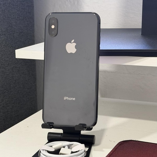 Apple iPhone Xs - Unlocked, Gray, 256 GB, A1920