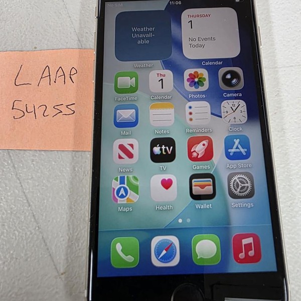 Apple iPhone SE 3rd Gen 2022 - Unlocked, 256 GB, Starlight, A2595