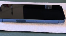 Good
													Apple iPhone 13 - Unlocked, Blue, 128 GB, A2482, photo 3 of 8