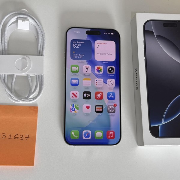 Apple iPhone 16 Pro Max - Unlocked, 256 GB, White, A3084