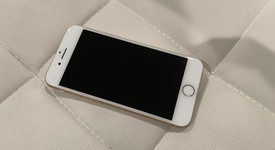 Mint
													Apple iPhone 8 - AT&T, Gold, 256 GB, A1905, GSM, photo 3 of 5