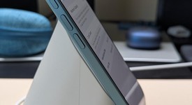 Mint
													Apple iPhone 16 - Unlocked, Teal, 128 GB, A3081, photo 4 of 9