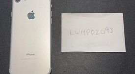 Good
													Apple iPhone 7 - Unlocked, Silver, 32 GB, A1660, photo 3 of 4