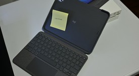 Used
													Logitech Combo Touch for iPad Pro - Gray, 11" 1st-4th Gen, photo 3 of 8