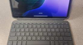 Used
													Logitech Combo Touch for iPad Pro - Gray, 11" 1st-4th Gen, photo 2 of 5