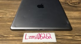 Fair
													Apple iPad 5th Gen - Wi-Fi, Gray, 128 GB, A1822, photo 4 of 7