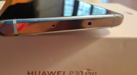Good
													Huawei P30 Pro - Unlocked Non-US, Blue, 128 GB, 8 GB, photo 5 of 14