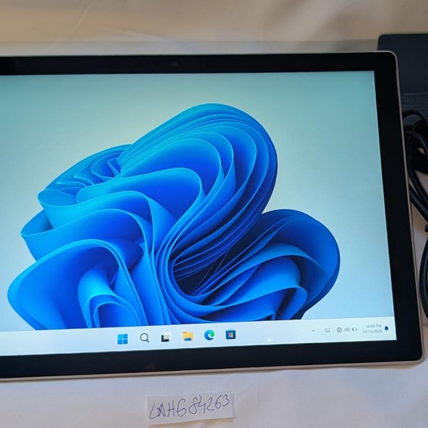 Microsoft Surface Pro 7 - 128 GB, Platinum, 8 GB, Intel Core i5