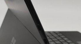 Good
													Microsoft Surface Pro X - SQ1, Black, 512 GB, 16 GB, GSM Unlocked, photo 2 of 17