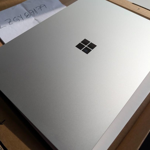 Microsoft Surface Laptop 7 - 1 TB, Platinum, 16 GB, Snapdragon X Elite, 15 inch