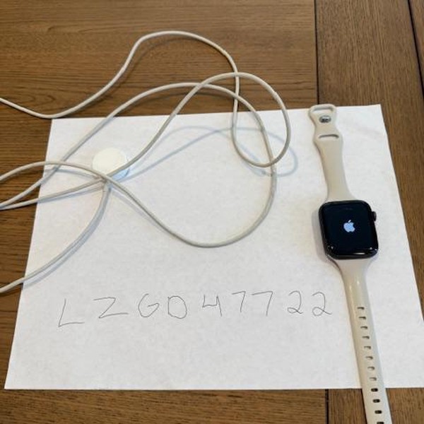 Apple Watch Series 5 44mm - Unlocked, Gray, A2095 Cellular, Aluminum