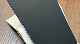 Mint
													Samsung Galaxy S25 - Unlocked, Navy Blue, 256 GB, 12 GB, SM-S931U1, photo 3 of 8