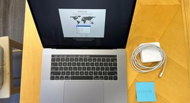 Good
													MacBook Pro 2018 (With Touch Bar) - 15" - I7, Gray, 512 GB, 32 GB, photo 1 of 8