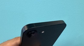Good
													Apple iPhone 16e - Boost, Black, 128 GB, A3212, photo 4 of 6