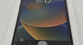 Mint
													Apple iPhone SE 3rd Gen 2022 - Unlocked, Midnight, 64 GB, A2595, photo 5 of 13