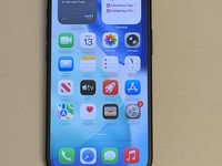 Apple iPhone 16