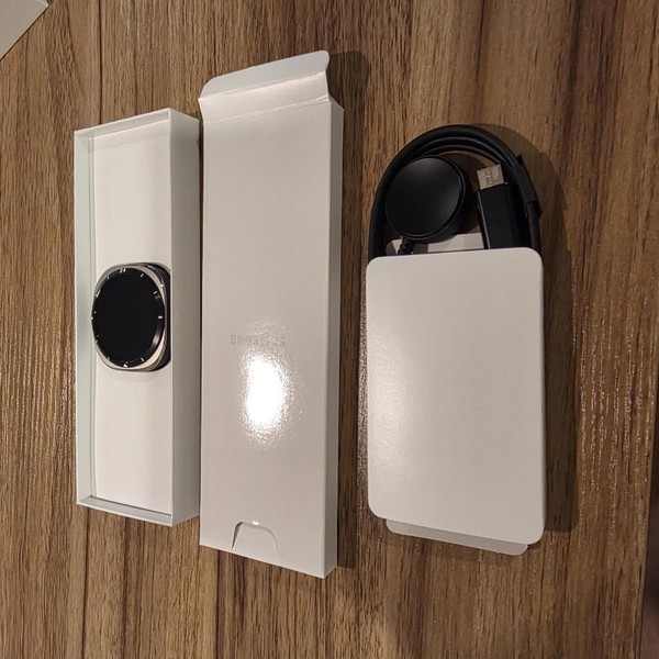 Samsung Galaxy Watch Ultra (2025) - Unlocked, Titanium Silver, SM-L705, 47mm