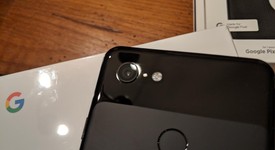 Mint
													Google Pixel 3 XL - Unlocked, Black, 64 GB, Google Edition, photo 2 of 3