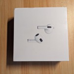 Used Apple AirPods (3rd Gen) - Lightning Case