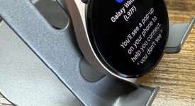 Good
													Samsung Galaxy Watch4 - Unlocked, Gold, 40mm, photo 3 of 5