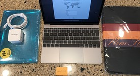 Good
													Macbook Retina 2017 - 12" - Gray, 256 GB, 8 GB, photo 1 of 7