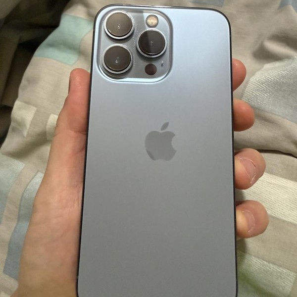 Apple iPhone 13 Pro - Unlocked, 256 GB, Sierra Blue, A2483