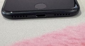 Good
													Apple iPhone SE 2nd Gen 2020 - Unlocked, Black, 64 GB, A2275, photo 3 of 8