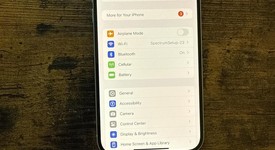 Good
													Apple iPhone 15 Plus - Unlocked, Green, 128 GB, A2847, photo 1 of 9