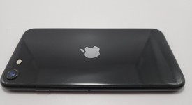 Good
													Apple iPhone SE 2nd Gen 2020 - Straight Talk, Black, 64 GB, A2275, photo 5 of 5
