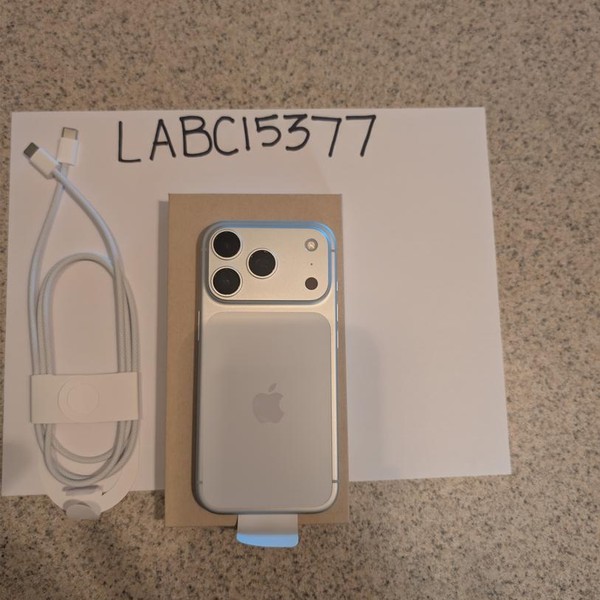 Apple iPhone 17 Pro - Visible, 256 GB, Silver, A3256