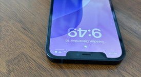 Fair
													Apple iPhone 12 - Verizon, Black, 64 GB, A2172, photo 3 of 5