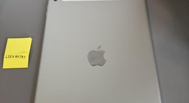 Good
													Apple iPad 9th Gen - Unlocked, Silver, 64 GB, A2603, photo 3 of 5